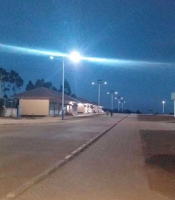 博湖县非洲科特迪瓦太阳能路灯工程